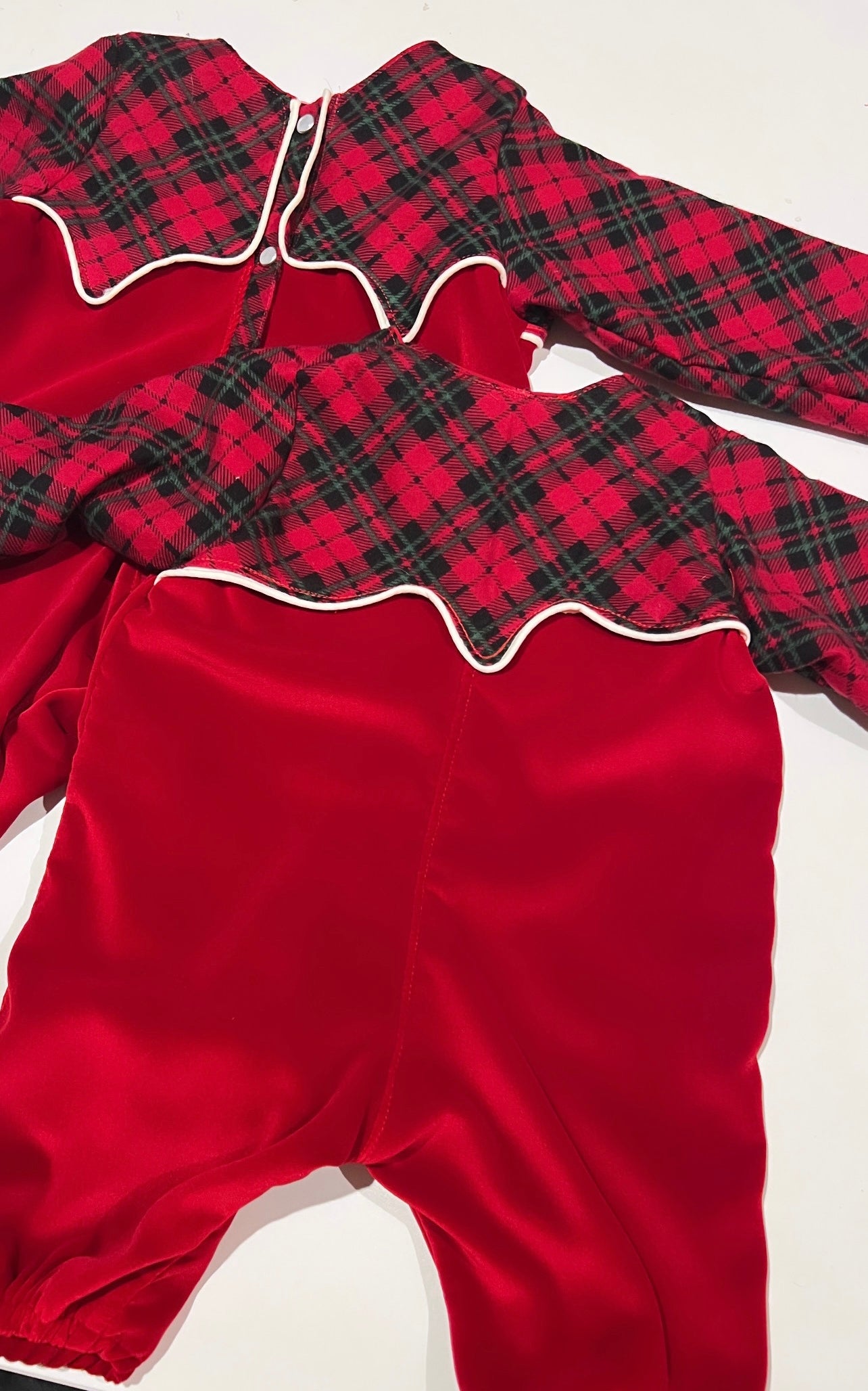 Holly Dolly Darlin’ Holiday Onesie, Pearl Snap