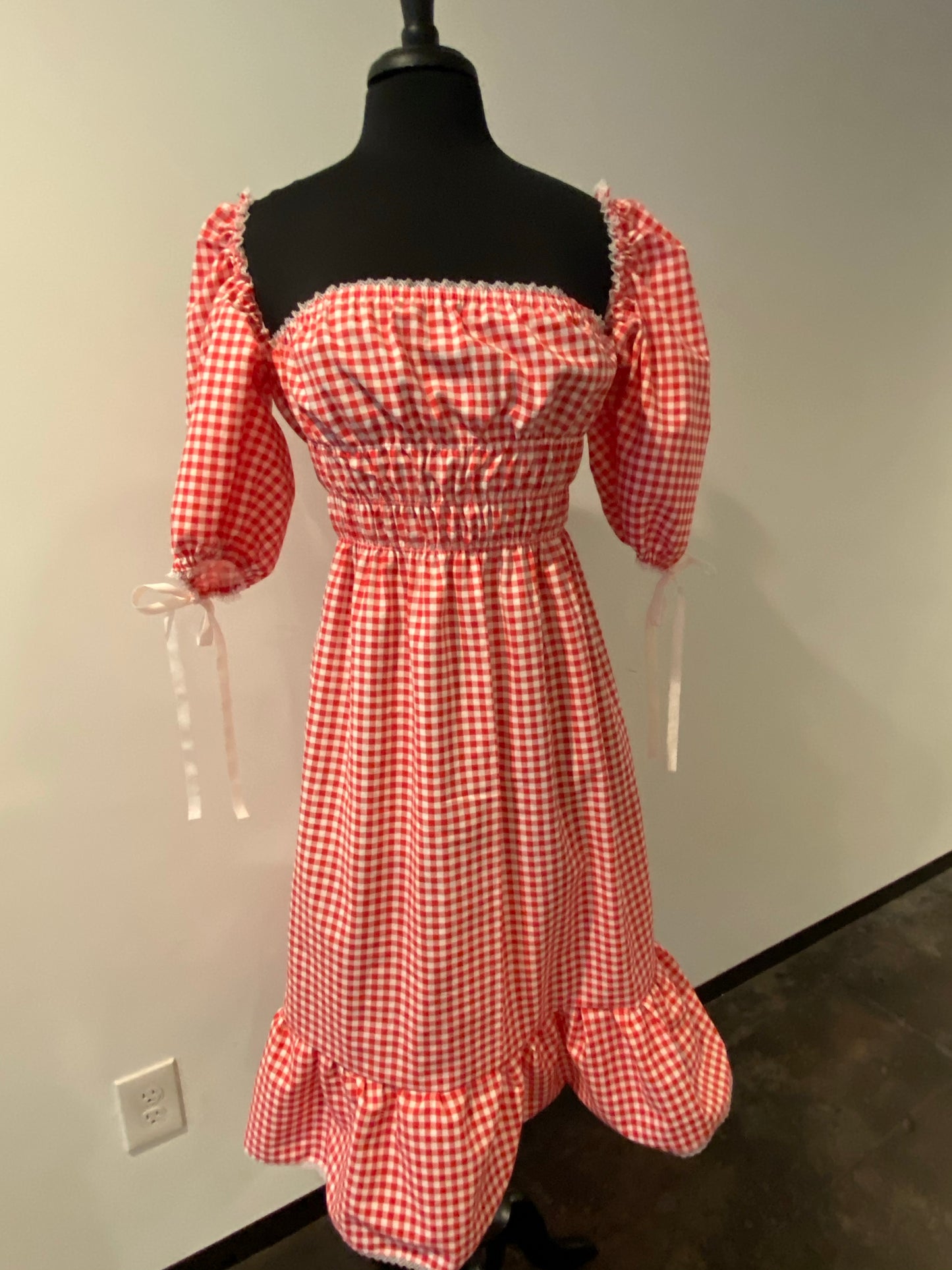 'Bonnie' Gingham Dropped Puff Sleeve Dress