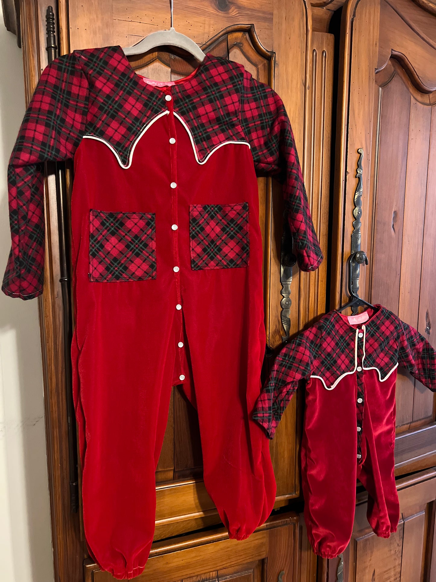 Holly Dolly Darlin’ Holiday Onesie, Pearl Snap