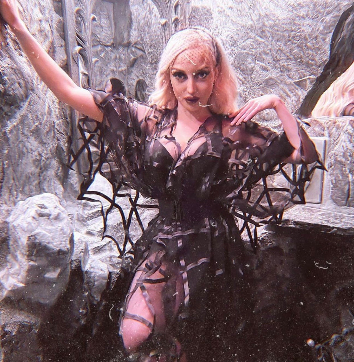 web dresses Gothic Spider Dressing Gown D A T T Size:34