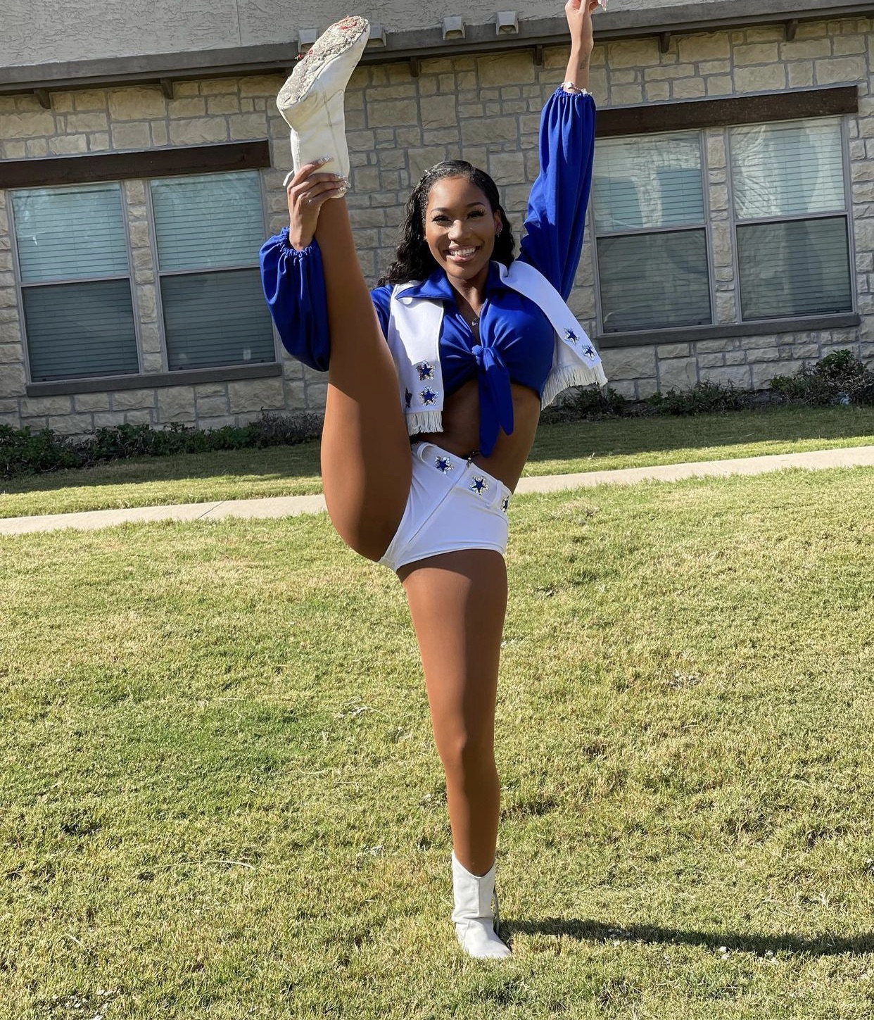 Cowboy cheerleader best sale outfit